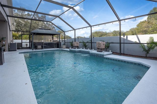 2718 BRIANHOLLY DRIVE, Valrico, FL 33596