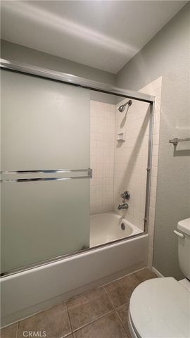 513 Water Oak Lane F, Oak Park, CA 91377