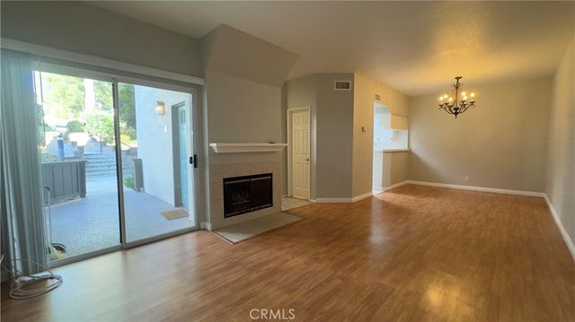 513 Water Oak Lane F, Oak Park, CA 91377