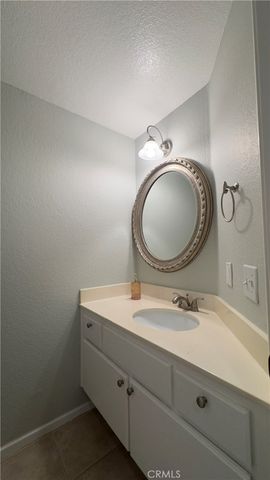 513 Water Oak Lane F, Oak Park, CA 91377