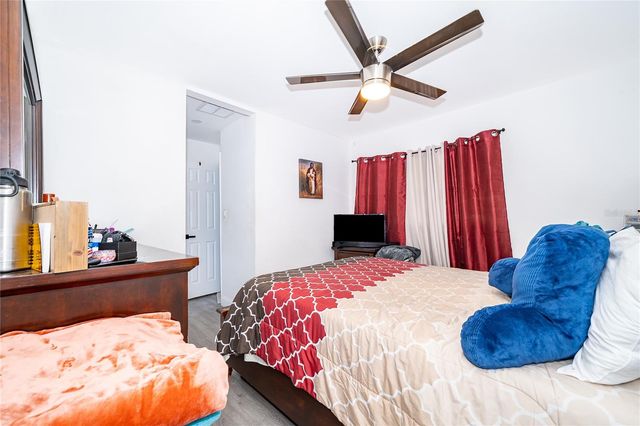 10 E CELESTE STREET, Apopka, FL 32703