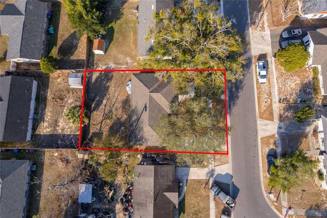 10 E CELESTE STREET, Apopka, FL 32703