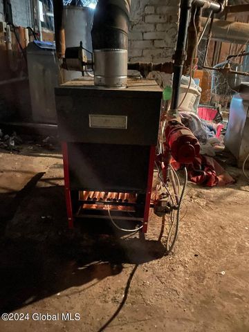 645 Myrtle Avenue, Albany, NY 12208