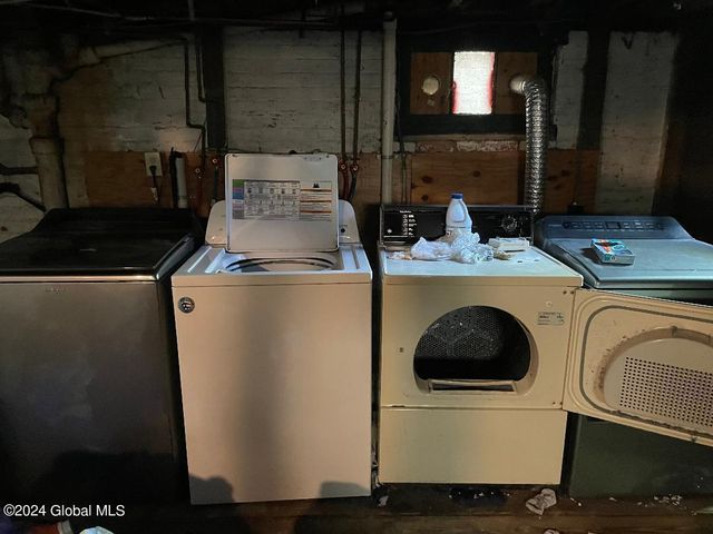 645 Myrtle Avenue, Albany, NY 12208