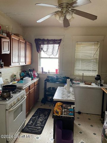 645 Myrtle Avenue, Albany, NY 12208