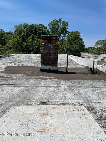 645 Myrtle Avenue, Albany, NY 12208