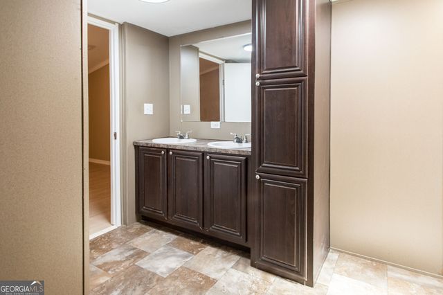 4860 Allen Lane, Waycross, GA 31503