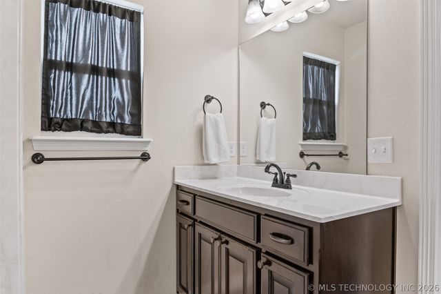 11314 N 147th East Place, Owasso, OK 74055