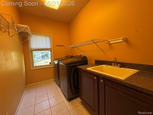 4239 Arcadia Drive, Auburn Hills, MI 48326