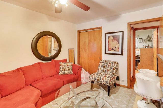 2032 S 22nd Avenue, Broadview, IL 60155