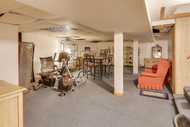 2032 S 22nd Avenue, Broadview, IL 60155