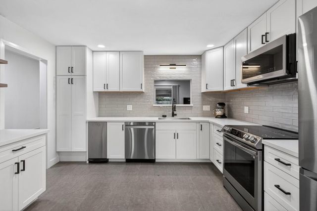 7048 Tandem Ct, Citrus Heights, CA 95621