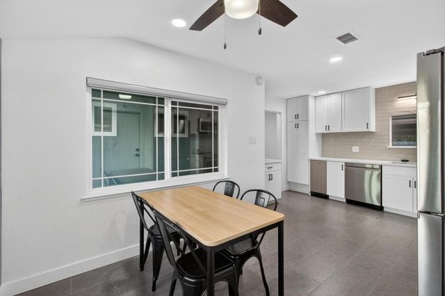 7048 Tandem Ct, Citrus Heights, CA 95621