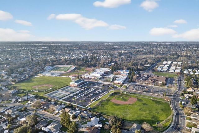 7048 Tandem Ct, Citrus Heights, CA 95621