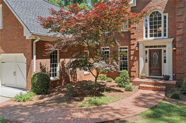425 Tapestry Trail, Roswell, GA 30076
