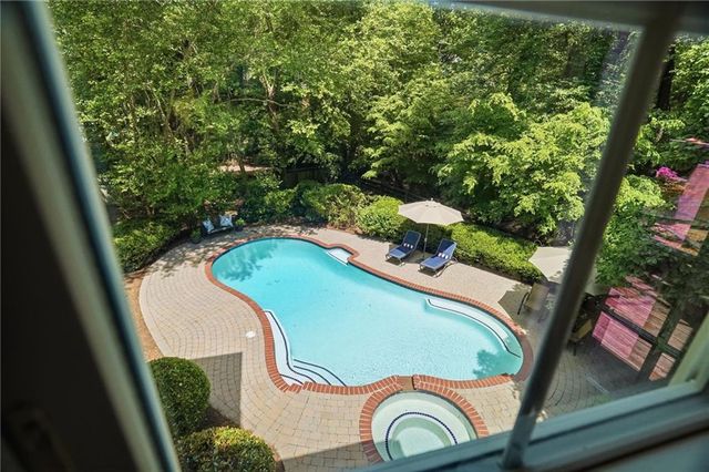 425 Tapestry Trail, Roswell, GA 30076