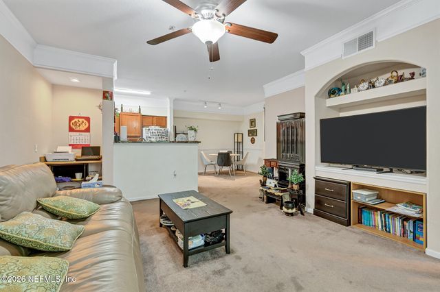 8550 TOUCHTON Road 524, Jacksonville, FL 32216