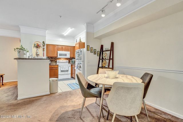 8550 TOUCHTON Road 524, Jacksonville, FL 32216