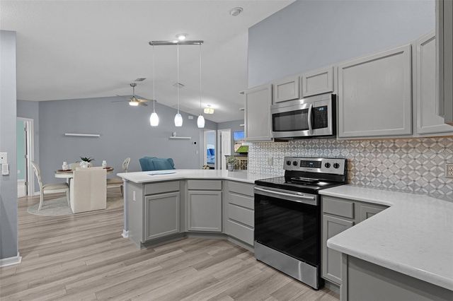 564 DEAUVILLE COURT, The Villages, FL 32163