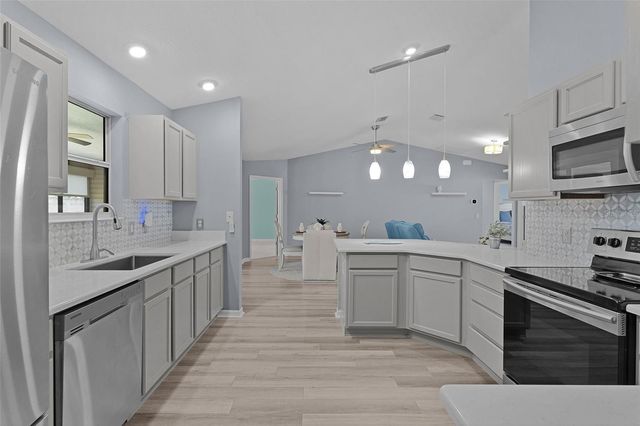 564 DEAUVILLE COURT, The Villages, FL 32163