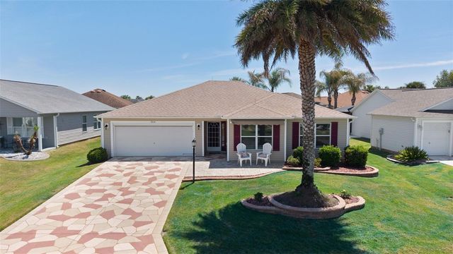 564 DEAUVILLE COURT, The Villages, FL 32163