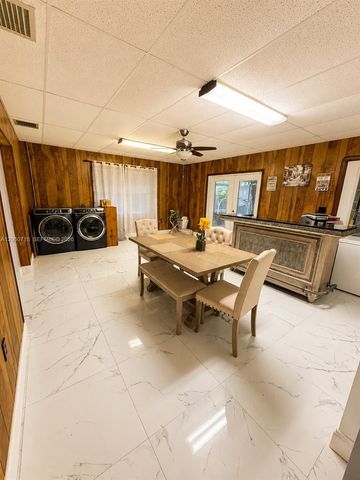 9395 Nassau Dr, Cutler Bay, FL 33189