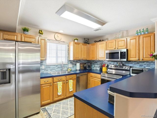1362 S Cathay Ct 101, Aurora, CO 80017