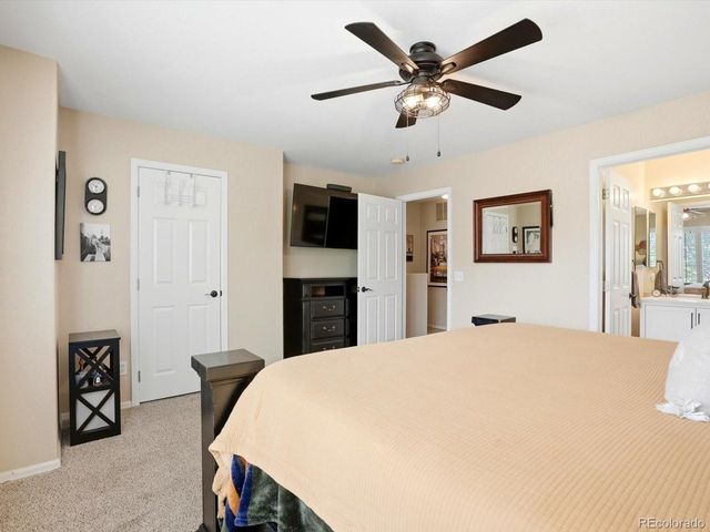 1362 S Cathay Ct 101, Aurora, CO 80017