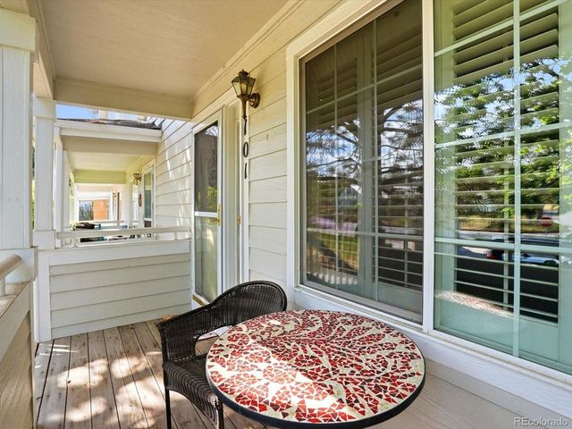 1362 S Cathay Ct 101, Aurora, CO 80017