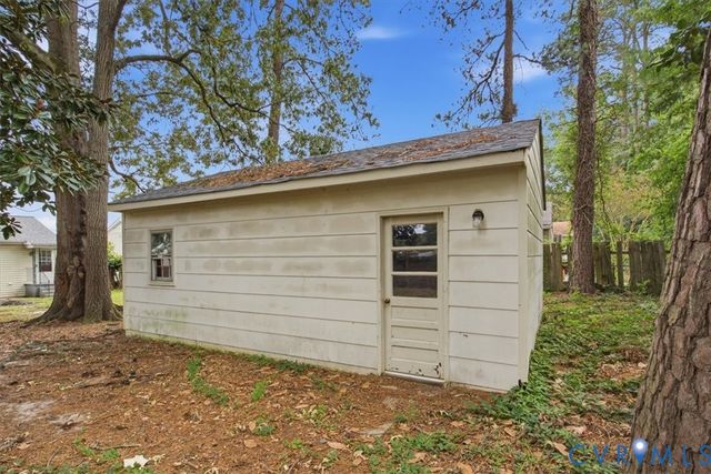 3304 Sussex Dr, Hopewell, VA 23860