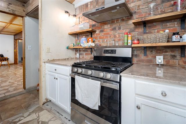 3126 Chisholm Trail, Enid, OK 73701