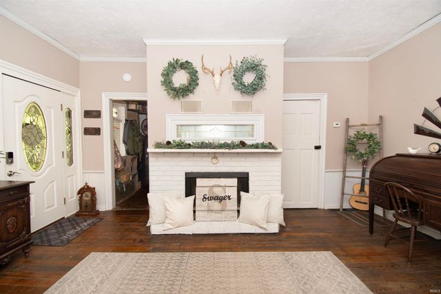 8384 E 350 N, Kendallville, IN 46755