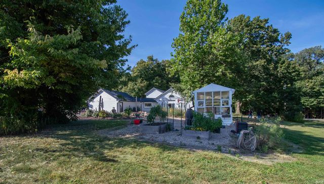 8384 E 350 N, Kendallville, IN 46755