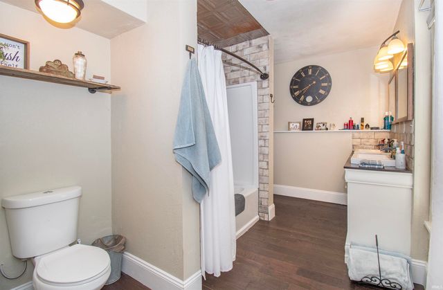 8384 E 350 N, Kendallville, IN 46755