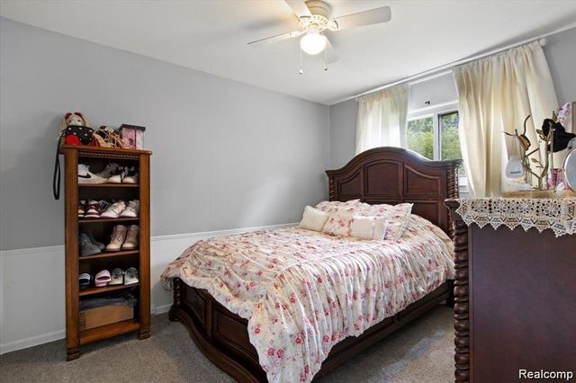 5009 Campbell Street, Dearborn Heights, MI 48125