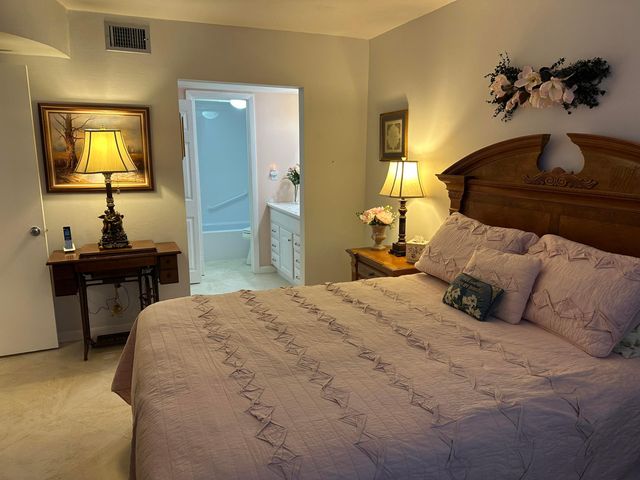 1101 Colony Point Circle 108, Pembroke Pines, FL 33026