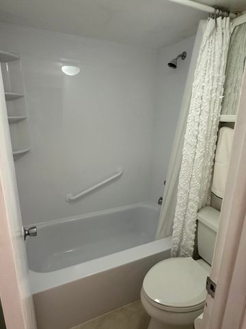 1101 Colony Point Circle 108, Pembroke Pines, FL 33026