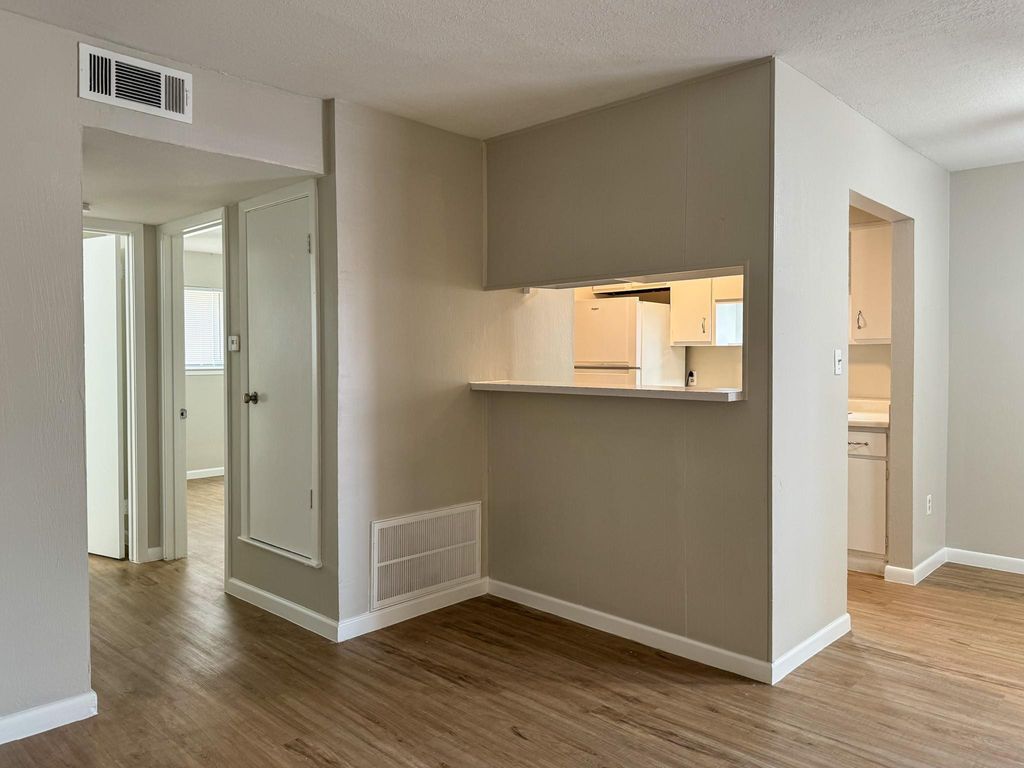 2101 6th Avenue N 3, Texas City, TX 77590