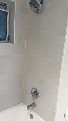 7851 Dunham Blvd 5, Miami, FL 33138