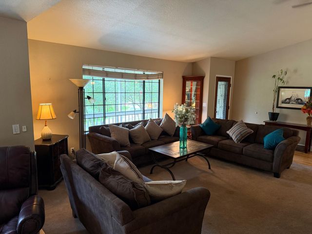 2960 Escondito Cir, Camino, CA 95709