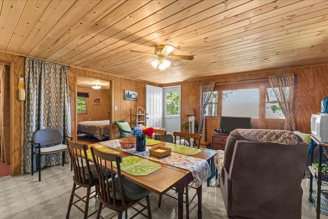 306 Hammond Shore Road, Franklin, VT 05457