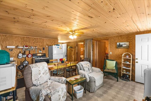 306 Hammond Shore Road, Franklin, VT 05457