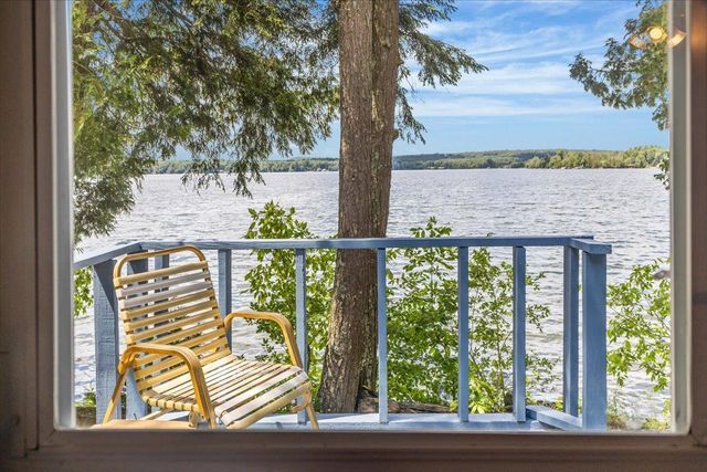 306 Hammond Shore Road, Franklin, VT 05457