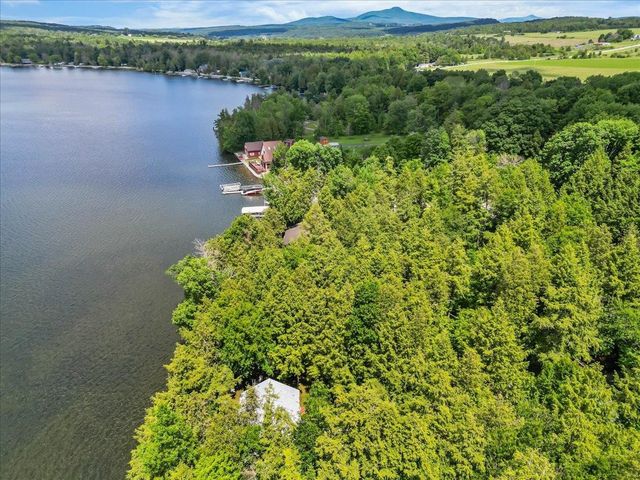 306 Hammond Shore Road, Franklin, VT 05457