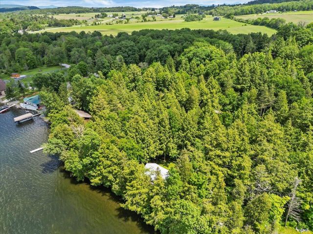 306 Hammond Shore Road, Franklin, VT 05457