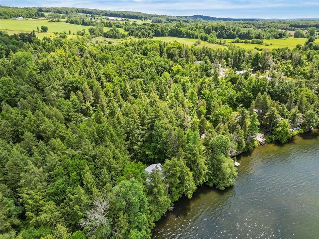 306 Hammond Shore Road, Franklin, VT 05457