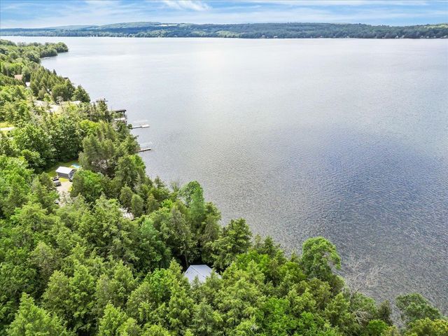 306 Hammond Shore Road, Franklin, VT 05457