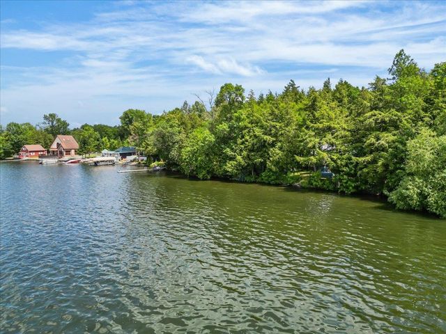 306 Hammond Shore Road, Franklin, VT 05457