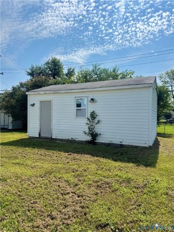 2011 Holly St, Henrico, VA 23223