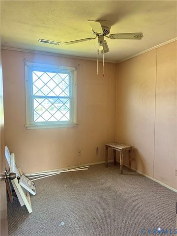 2011 Holly St, Henrico, VA 23223